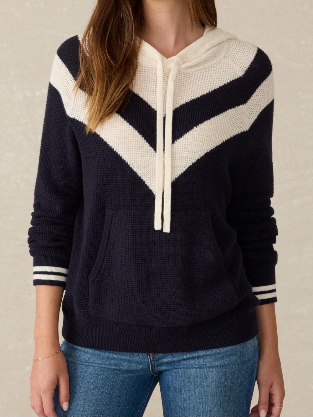 Faherty Women’s Navy and Cream Hooded Chevron Pullover